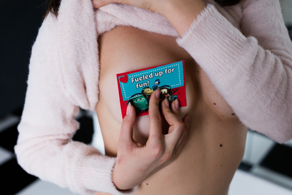 چطور عکس عریان و نود بگیریم