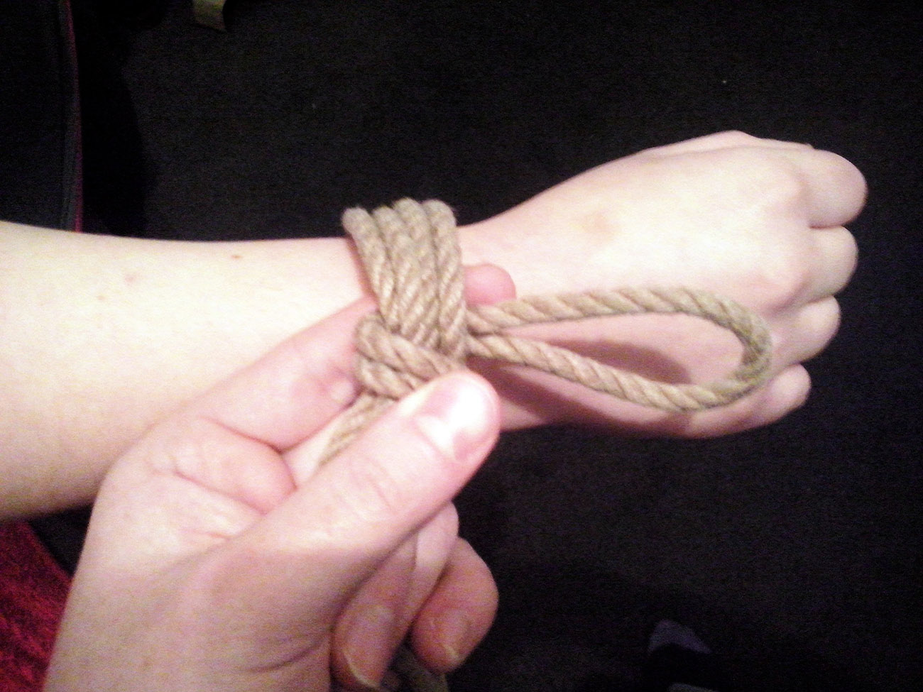 باندیج کردن و گره زدن طناب