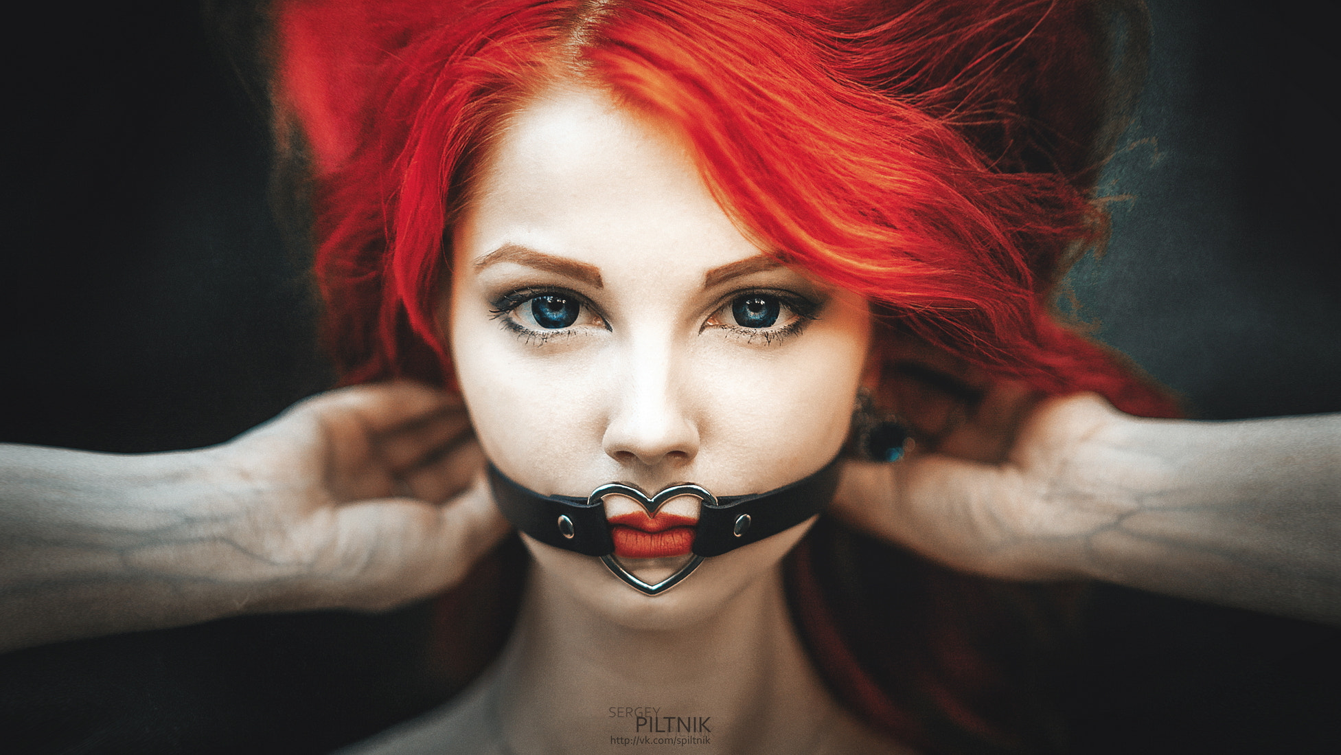 گگ و دهان بند برای دختر